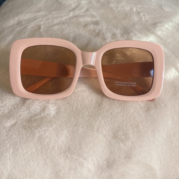 Oversize sunglasses - Picture 2 of 4